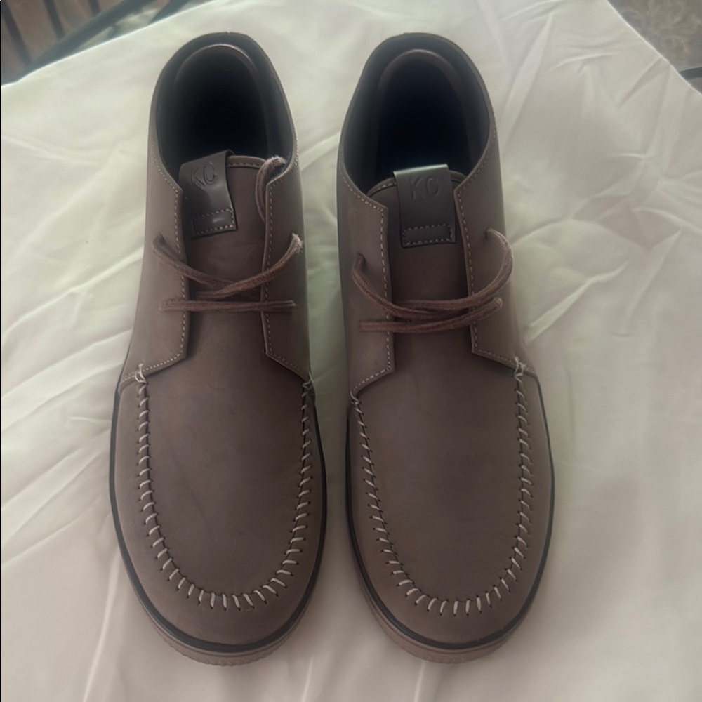 Kenneth Cole Brown Chukka Boots with Moccasin Toe